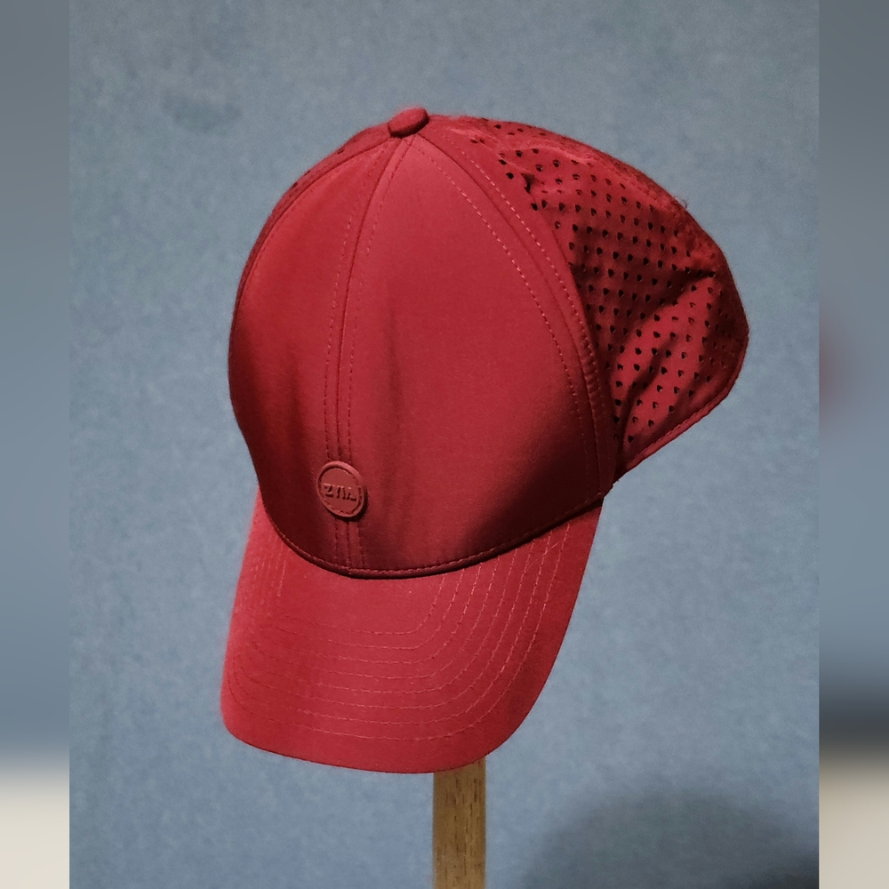 Zyia logo hat